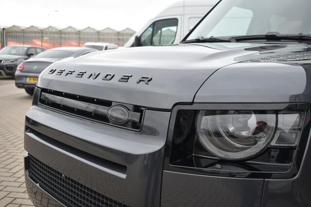 Land Rover DEFENDER 110 2.0 P300e 110 X-Dynamic HSE Carpahtian Grey met Caraway interieur