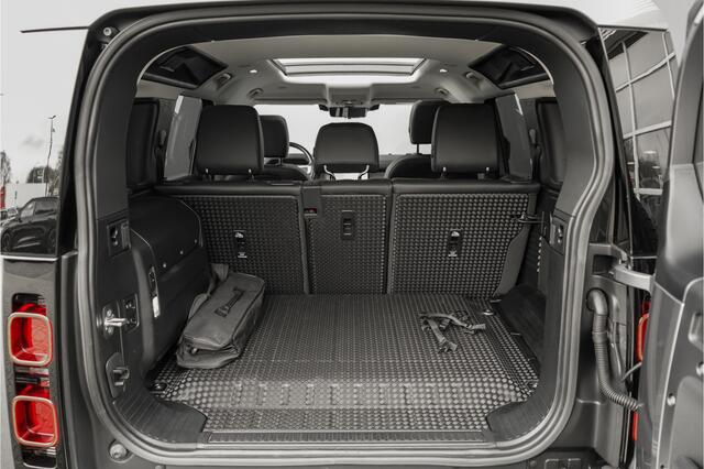 Land Rover DEFENDER 110 2.0 P400e Pano HUD ACC Stuur & Stoelverw