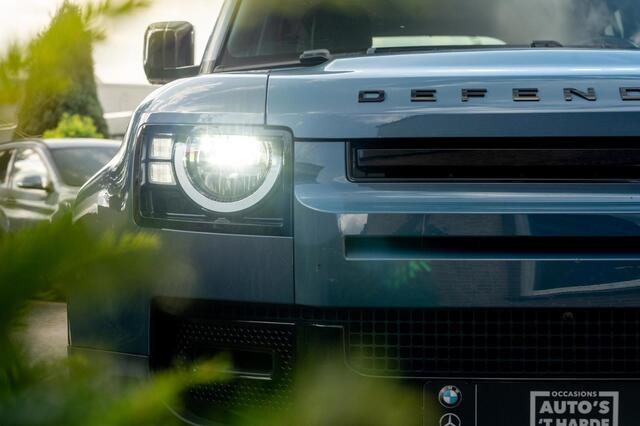 Land Rover DEFENDER 110 3.0 P400 110 X-Dynamic S 5 Persoons Luchtvering Trekhaak LED Camera Urban 19''