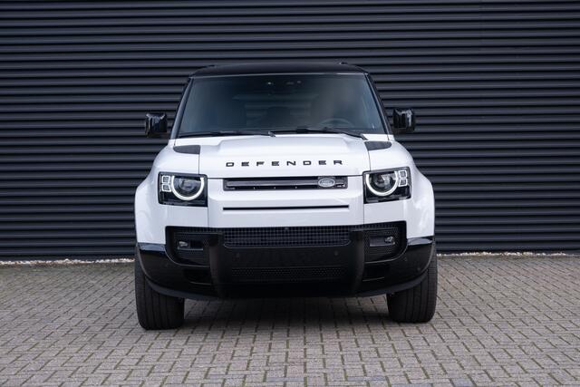 Land Rover DEFENDER 110 2.0 P300e 110 X-Dynamic HSE | HNP ¤ 120.079,- | Trekhaak | Blackpack | Koelvak middenconsole | 22 Inch Gloss Black velgen
