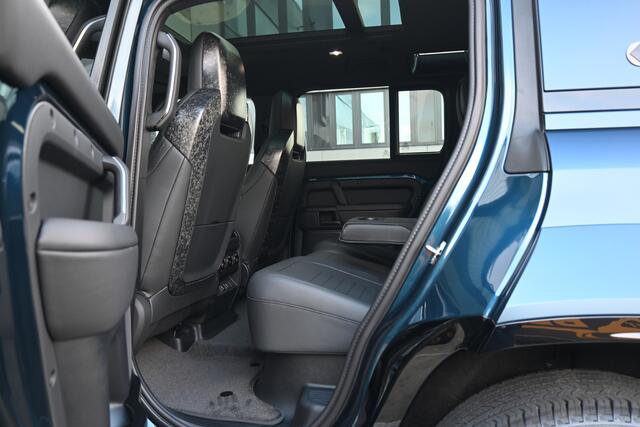 Land Rover DEFENDER 110 4.4 P635 110 Octa