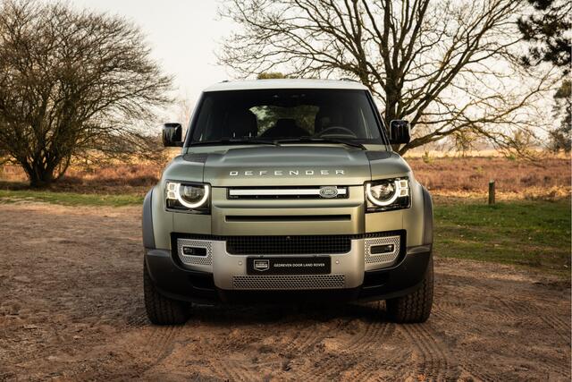 Land Rover DEFENDER 110 2.0 P300e Garantie t/m 2030 Unieke kleuren combinatie