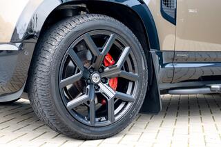 land-rover-defender-110-3.0-p400-11