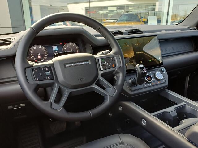 Land Rover DEFENDER 110 2.0 P300e 110 Dynamic Edition | DEMO | Zeer compleet | Gekoelde voorstoelen | Elektr. trekhaak - 3.000kg |