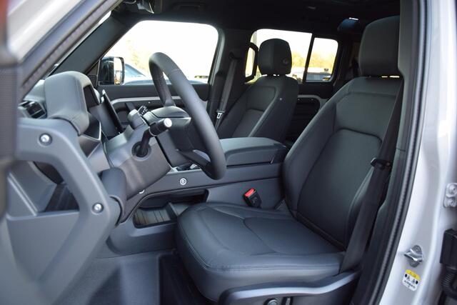 Land Rover DEFENDER P300e 110 Dynamic SE Edition | Borasco Grey | Pano | Trekhaak