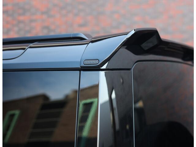 Land Rover DEFENDER P300e X-Dynamic SE | Urban - Pano - Trekhaak