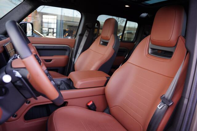 Land Rover DEFENDER 110 P 635 Octa 4.4 Edition One / BTW / Panoramadak / Meridian