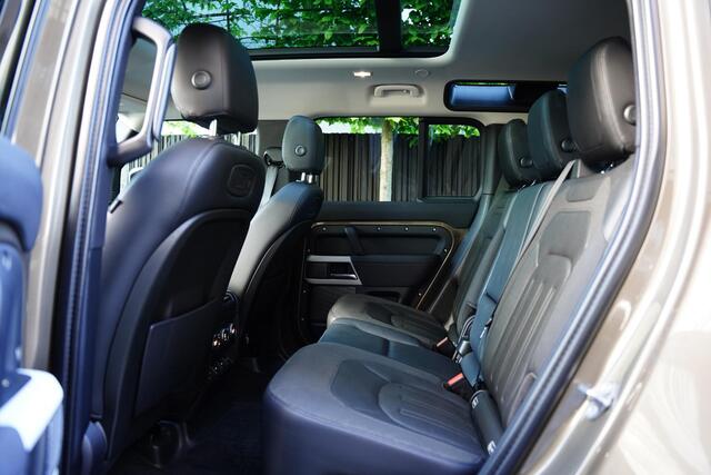 Land Rover DEFENDER 110 P 400 110 BENZINE HSE 7p. / 22 Inch / NL-Auto