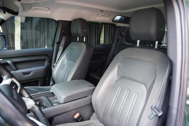 Land Rover DEFENDER P400 110 X-Dynamic 7p. URBAN