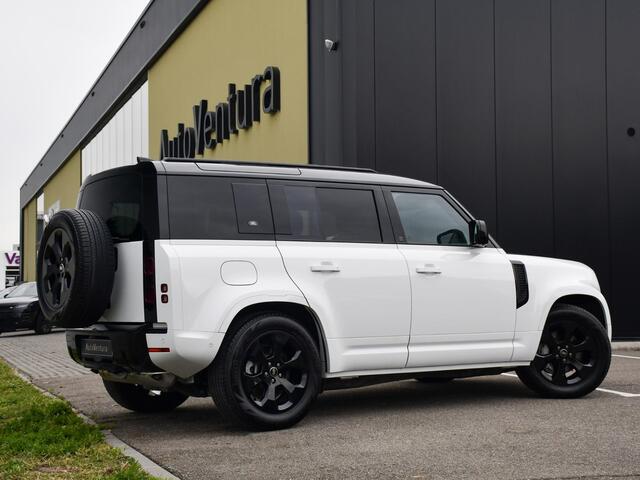 Land Rover DEFENDER 110 2.0 P400e l Schuif-/kantel Panorama dak l Black Pack l Stuurwielverwarming l Trekhaak l Treekplank