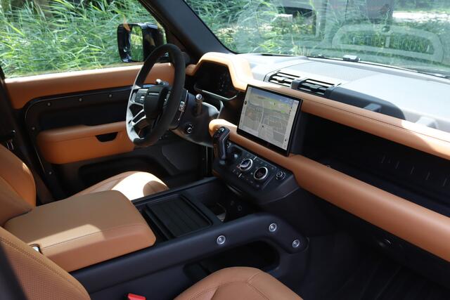 Land Rover DEFENDER 110 5.0 P525 110 V8 Carpathian Edition Luchtvering/Meridian/360 Camera/22"/Trekhaak wegkl.