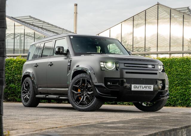 Land Rover DEFENDER 110 P300e 110 X-Dynamic HSE | Outland Edition II | Full Options | Koelkast | Santorini Black - Satin PPF Stealth |