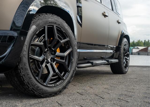 Land Rover DEFENDER 110 P300e 110 X-Dynamic HSE |Outland Edition II | Full Options | Koelkast | Gondwana Stone - Satin PPF Stealth |