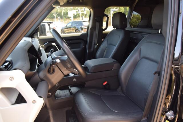 Land Rover DEFENDER 3.0 D250 110 MHEV X-Dynamic SE