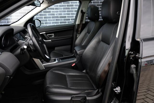 Land Rover DISCOVERY SPORT 2.0 Si4 4WD SE | Automaat | Trekhaak | Stoelverwarming V + A | Panorama Dak | Leer | PDC | Navi