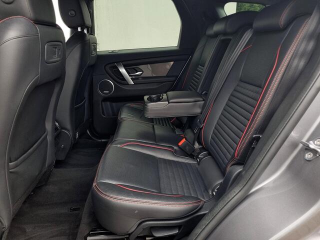 Land Rover DISCOVERY SPORT P300e 1.5 R-Dynamic SE Automaat / Panoramadak / Elektr. Achterklep / Rondomzicht Camera / Navigatie / Cruise Control Adaptief