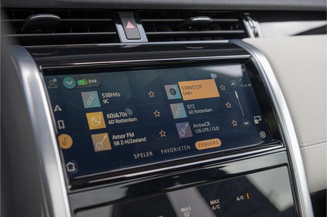 Land Rover DISCOVERY SPORT P300e 1.5 R-Dynamic SE -Meridian-ACC-Pano