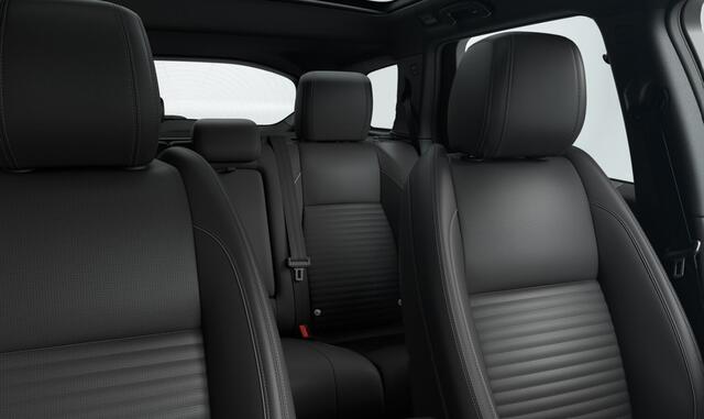 Land Rover DISCOVERY SPORT 1.5 P270e PHEV Dynamic Edition | Panorama Dak | Driver Assist Pack | Cold Climate Pack | Mistlampen voor |