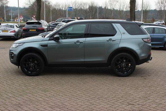 Land Rover DISCOVERY SPORT 2.0 TD4 Urban Series SE Dynamic / Trekhaak / Panoramadak / Camera / Leder / 19'' / Meridian / Navigatie / Stuur+Stoelverwarming / Cruise Control