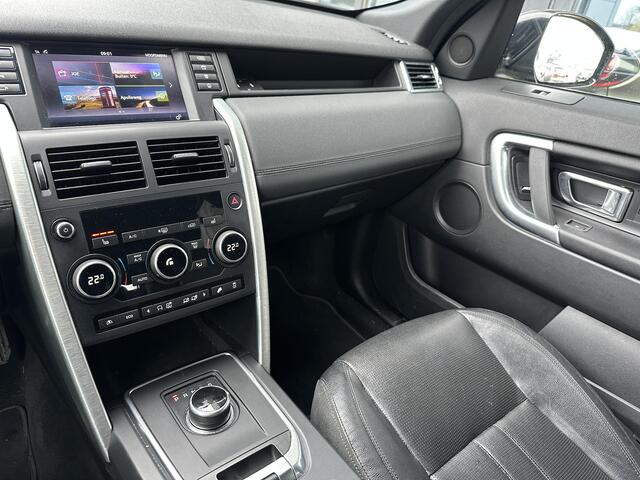 Land Rover DISCOVERY SPORT 2.0 TD4 Urban Series SE 150PK | BOMVOL | Trekhaak | Pano | Leer | Xenon | NAP | Distributieriem is Vervangen | Stoel en Stuur Verwarming | Achteruitrijcamera |