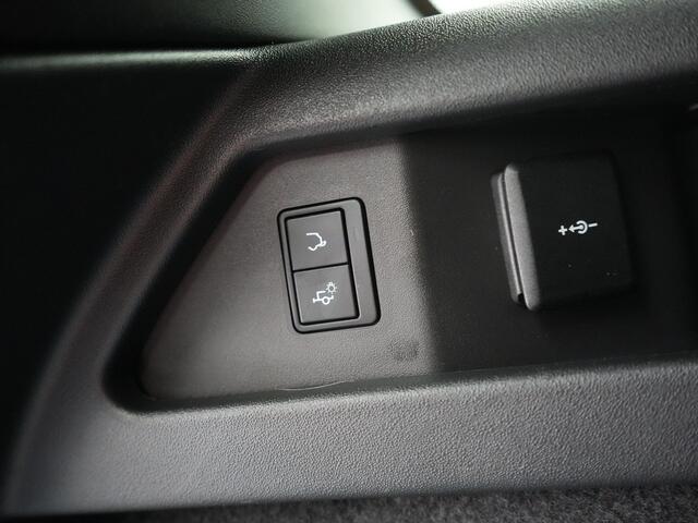 Land Rover DISCOVERY SPORT P300e R-Dynamic HSE Plug In Hybrid 300pk Dealer O.H. PHEV | Trekhaak Af Fabriek | Adaptive Cruise | Meridian Audio | Camera | Lederen Sportstoelen Memory & Verwarmd | 20"L.M | Matrix LED | Apple Carplay | Keyless | Stuur Verwarmd | Blis |