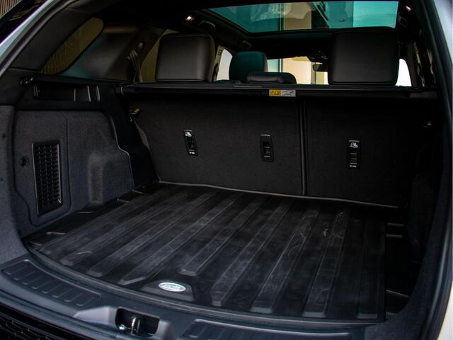 Land Rover DISCOVERY SPORT P300e 1.5 R-Dynamic SE | Adapt. Cruise | Stoelverwarming | Blackpack | Facelift | Panorama dak | 360° camera | 20"