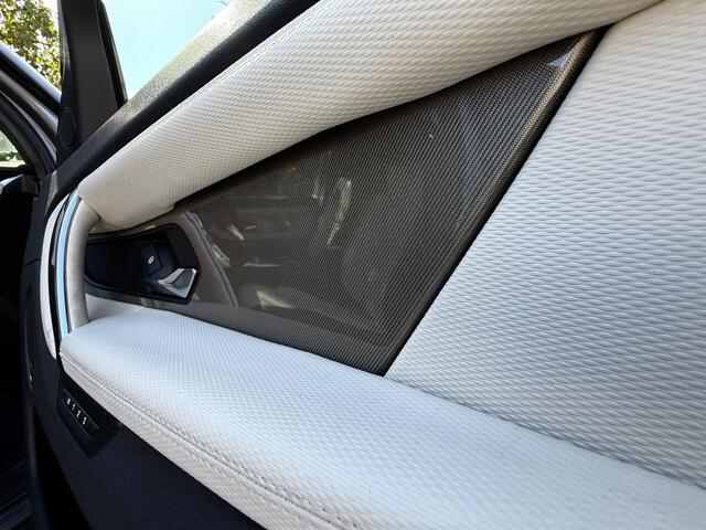 Land Rover DISCOVERY SPORT P200 2.0 R-Dynamic SE I Pano I Camera