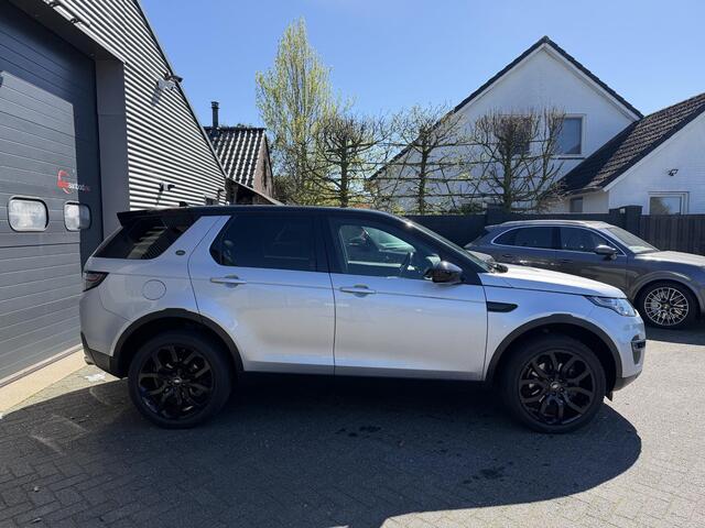 Land Rover DISCOVERY SPORT 2.0 eD4 E-Capability SE | Panoramadak | Lane Assist | Camera | Stuur/Stoelverwarming | Lederen Bekleding |
