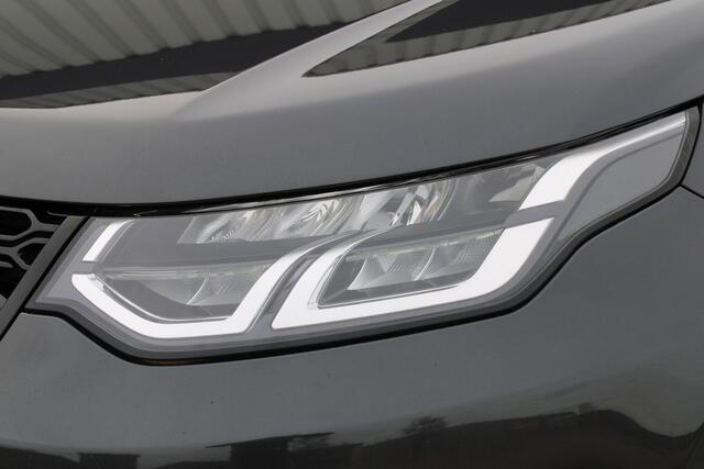 Land Rover DISCOVERY SPORT P300e 1.5 R-Dynamic SE | 360° Camera | Cruise | Apple carplay/Andriod Auto | Elektrisch verstelbare stoelen | Stoel verwarming | Trekhaak | Climate control | Parkeersensoren | Panoramadak |