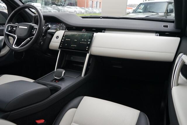 Land Rover DISCOVERY SPORT P300e PHEV Dynamic HSE | Elektrische trekhaak | Panoramadak |