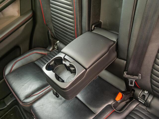 Land Rover DISCOVERY SPORT D150 2.0 R-Dynamic Launch Edition SE | Volleder | Panodak | Elek