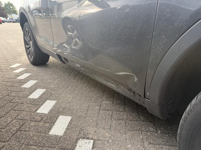 Land Rover DISCOVERY SPORT 2.0 TD4 HSE Aut. Panoramadak (MOTOR DEFECT)
