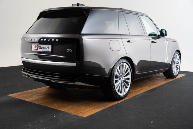 Land Rover RANGE ROVER 3.0 D350 First Edition MHEV Trekhaak - Panoramadak - Stoelventilatie - Meridian - Laser LED - 23 inch - Head-up - Achterasbesturing