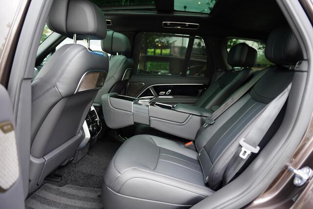 Land Rover RANGE ROVER P 550 E Autobiography SVO Tourmaline Brown NU BINNEN