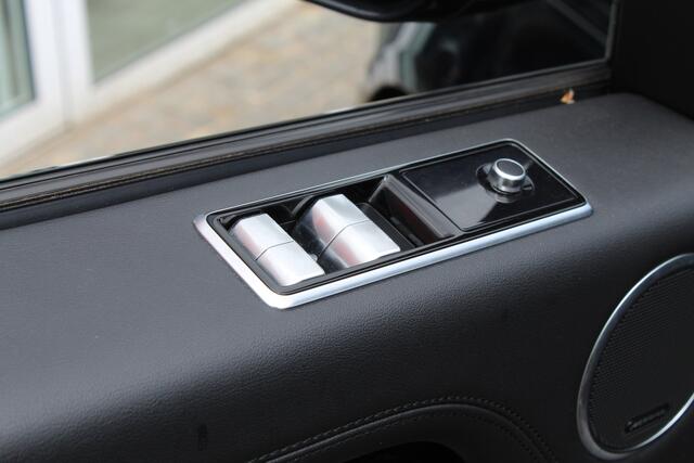 Land Rover RANGE ROVER 3.0 P400 MHEV Vogue