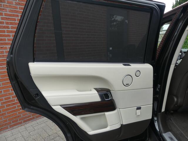 Land Rover RANGE ROVER 3.0 P400 LWB MHEV Vogue