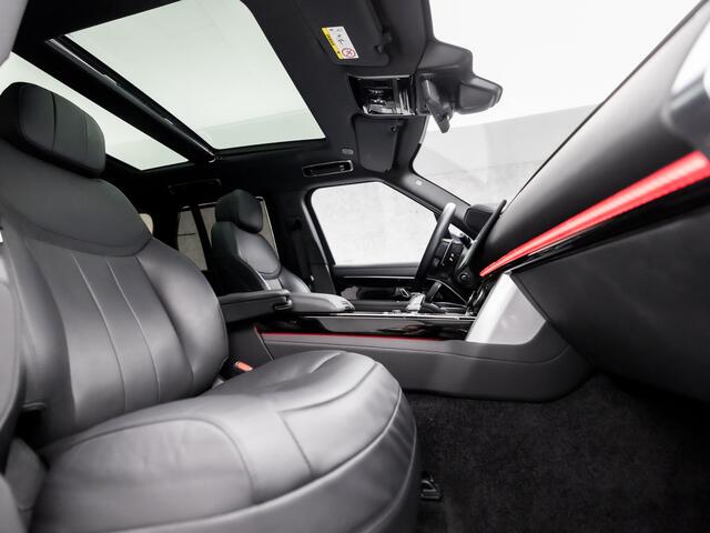 Land Rover RANGE ROVER 3.0 P440e PHEV HSE Dynamic Sport 441Pk (PANORAMADAK, 23 INCH VELGEN, KEYLESS ENTRY, HEAD-UP DISPLAY, ACHTERAS STURING, MERIDIAN AUDIO, 360 CAMERA, LASER LED, SOFT CLOSE, SFEERVERLICHTING, STOELKOELING, DEALER ONDERHOUDEN, NI