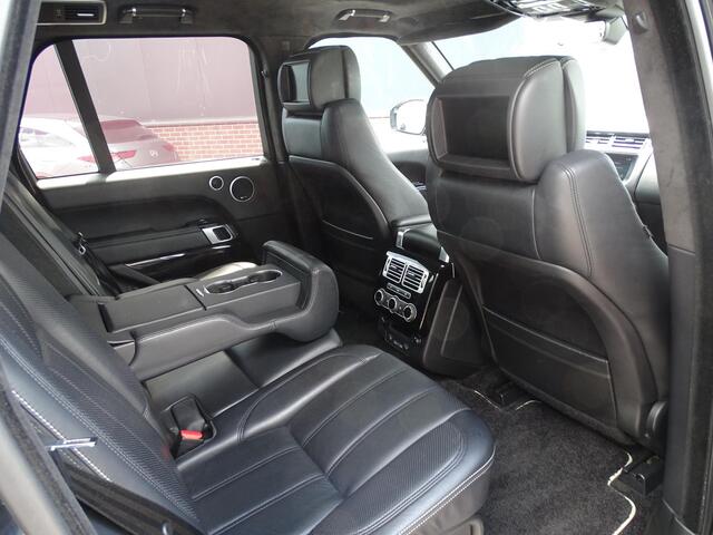 Land Rover RANGE ROVER 4.4 SDV8 Autobiography LUCHTVERING | LEDER INTERIEUR | PANORAMADAK | NAVIGATIE | AIRCO/ECC | CRUISECONTROL | XENON | ACHTERUITRIJCAMERA | STOEL- EN STUURVERWARMING | ELEKTRISCHE STOELEN | VIRTUEEL DISPLAY ?