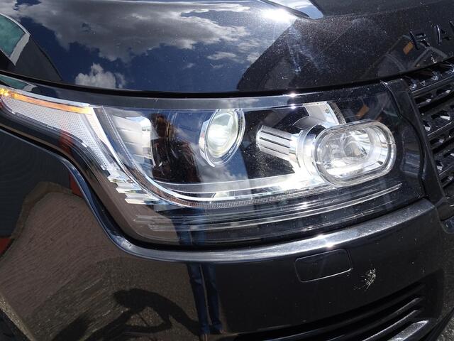 Land Rover RANGE ROVER 4.4 SDV8 Autobiography LUCHTVERING | LEDER INTERIEUR | PANORAMADAK | NAVIGATIE | AIRCO/ECC | CRUISECONTROL | XENON | ACHTERUITRIJCAMERA | STOEL- EN STUURVERWARMING | ELEKTRISCHE STOELEN | VIRTUEEL DISPLAY ?