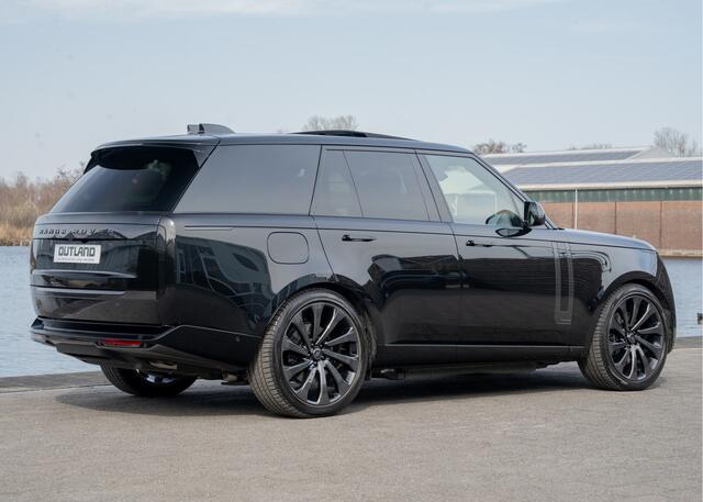 Land Rover RANGE ROVER P550e Autobiography | SV Bespoke | Santorini Black | Trekhaak |