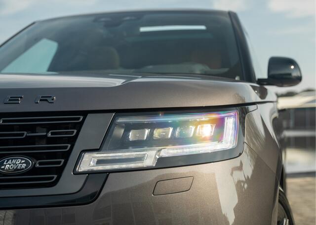 Land Rover RANGE ROVER P550e Autobiography | VERWACHT | Charente Grey - Caraway leder | Shadow Pack | Trekhaak |