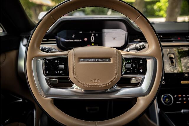 Land Rover RANGE ROVER 4.4 P530 Autobiography Koelbox 23" Trekhaak Hot Stone Massage