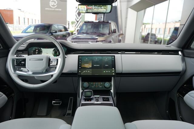 Land Rover RANGE ROVER 3.0 P510e SV PHEV | Massage stoelen | Elektrische trekhaak | Schuif/Kantel dak | Soft close | Meridian Signature |