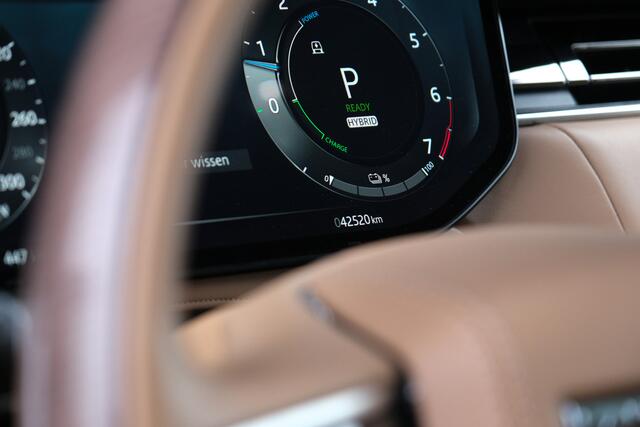 Land Rover RANGE ROVER 3.0 P510e Autobiography PHEV | 4 Weel Stuuring | 22 Inch | Executive Seat