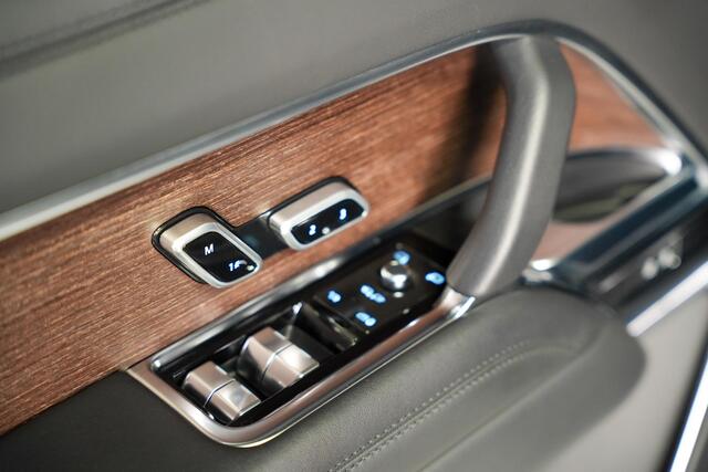 Land Rover RANGE ROVER P440e SE NP 148K