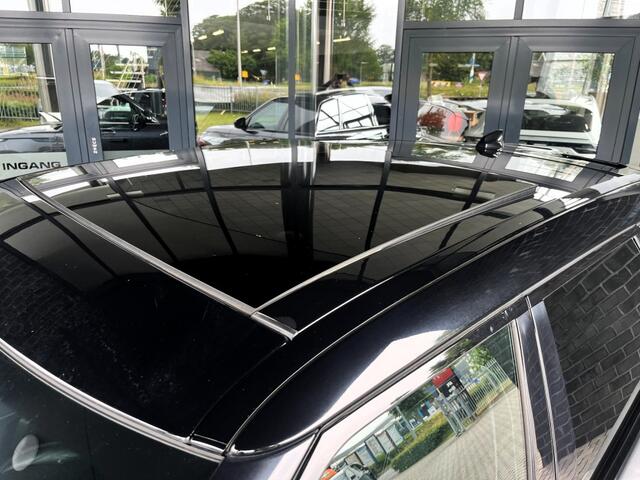 Land Rover RANGE ROVER 2.0 P250 T AWD R-DYNAMIC HSE - PANO - ORG. NL.