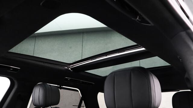 Land Rover RANGE ROVER P550e Autobiography | Meridian 3D | Trekhaak | Massage | Stoelventilatie | Panoramadak | Head-up | Soft-Close | Black Exterior Pack