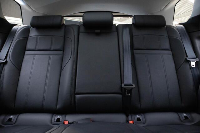 Land Rover RANGE ROVER EVOQUE 1.5 P300e AWD S | 360 camera | Panoramadak |