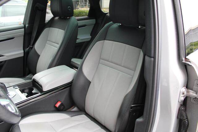 Land Rover RANGE ROVER EVOQUE 2.0 D180 AWD R-Dynamic First - Panorama - Leder