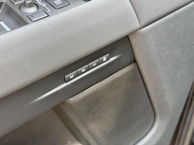 Land Rover RANGE ROVER EVOQUE P300e AWD R-Dynamic SE